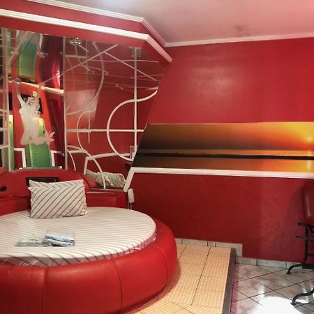 Motel Eclipse (Adults Only) Санту-Андре Экстерьер фото